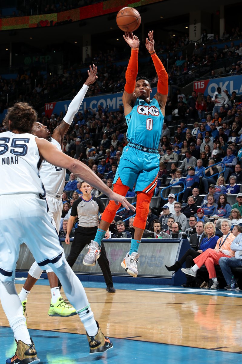 也在场外树 也在场外树